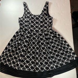 Sachin & Babi Black White Floral Mesh Fit & Flare A-Line Dress w/ Pockets Sz 10